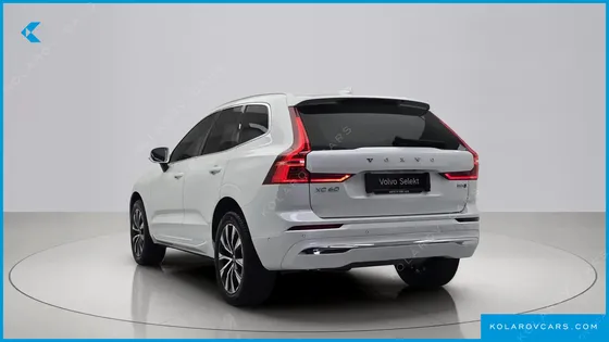 VOLVO XC60 B5 ULTIMATE BRIGHT