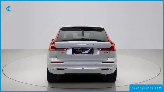 VOLVO XC60 B5 ULTIMATE BRIGHT