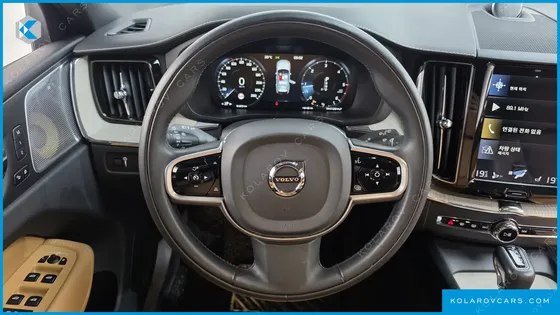 VOLVO XC60 D5 INSCRIPTION