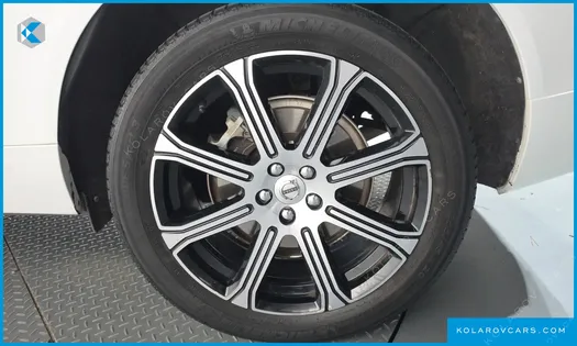VOLVO XC60 D5 INSCRIPTION