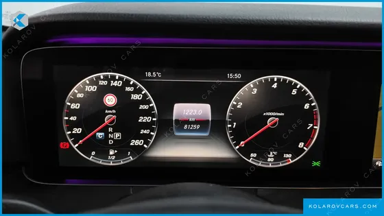 MERCEDES E-CLASS E300 4MATIC AVNATGARDE