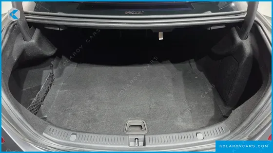 MERCEDES E-CLASS E300 4MATIC AVNATGARDE