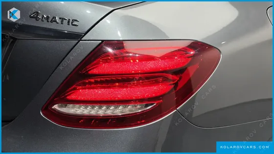 MERCEDES E-CLASS E300 4MATIC AVNATGARDE