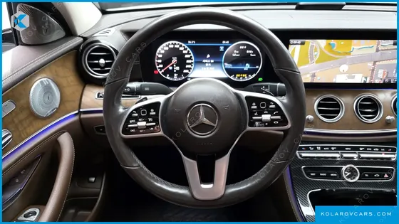 MERCEDES E-CLASS E300 4MATIC EXCLUSIVE