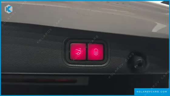 MERCEDES E-CLASS E300 4MATIC EXCLUSIVE