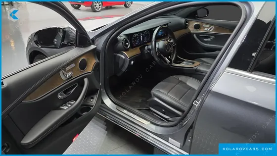 MERCEDES E-CLASS E250 EXCLUSIVE