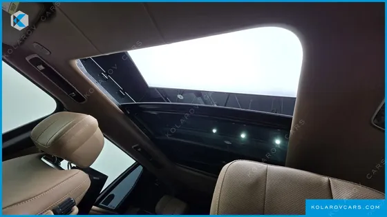 LAND ROVER RANGE ROVER P530 AUTOBIOGRAPHY