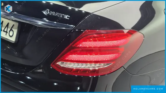 MERCEDES E-CLASS E300 AVANTGARDE