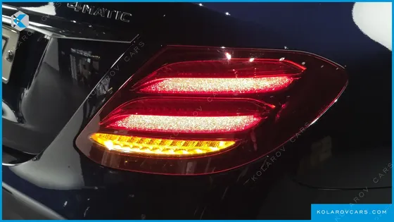 MERCEDES E-CLASS E300 4MATIC EXCLUSIVE