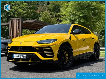 LAMBORGHINI URUS 4.0 V8