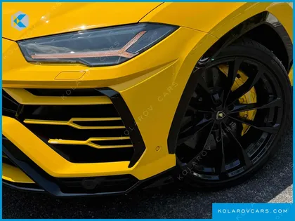 LAMBORGHINI URUS 4.0 V8