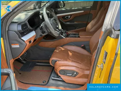 LAMBORGHINI URUS 4.0 V8