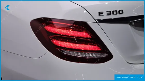 MERCEDES E-CLASS E300 AMG LINE