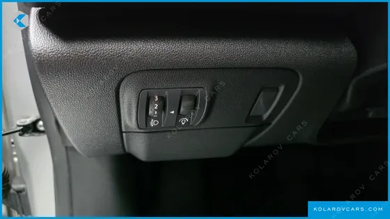 RENAULT KOREA SM6 2.0 LPE SE (RENTAL CAR)