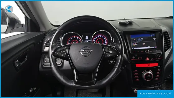 KGM - SSANGYONG TIVOLI LX 2WD