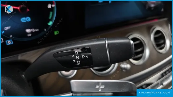MERCEDES E-CLASS E300E 4MATIC EXCLUSIVE