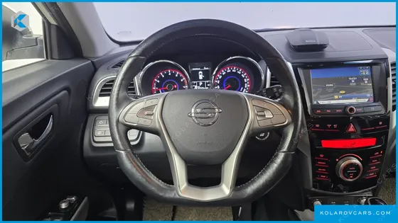 KGM - SSANGYONG TIVOLI LX 2WD