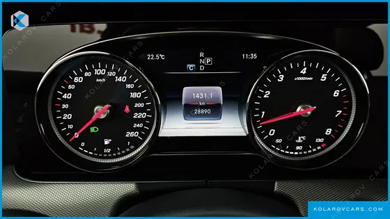 MERCEDES E-CLASS E200 AVANTGARDE
