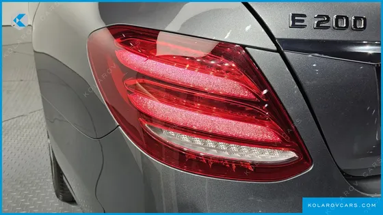 MERCEDES E-CLASS E200 AVANTGARDE