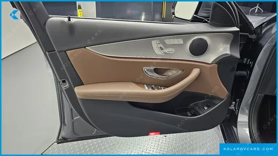 MERCEDES E-CLASS E200 AVANTGARDE
