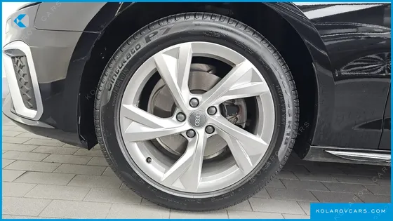 AUDI A4 40 TFSI PREMIUM