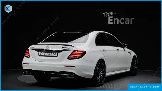 MERCEDES E-CLASS E300 4MATIC AMG LINE