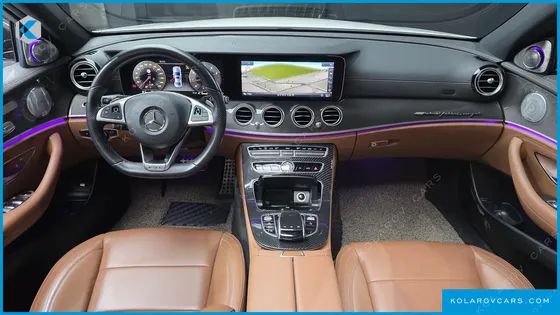 MERCEDES E-CLASS E300 4MATIC AMG LINE