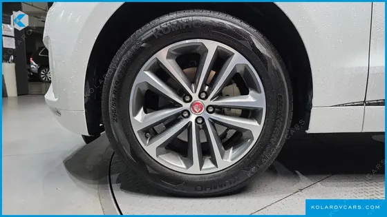 JAGUAR F-PACE 20D R-SPORT