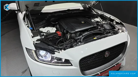 JAGUAR F-PACE 20D R-SPORT