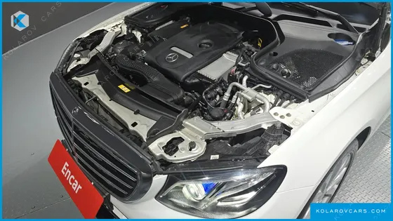 MERCEDES E-CLASS E300 4MATIC EXCLUSIVE