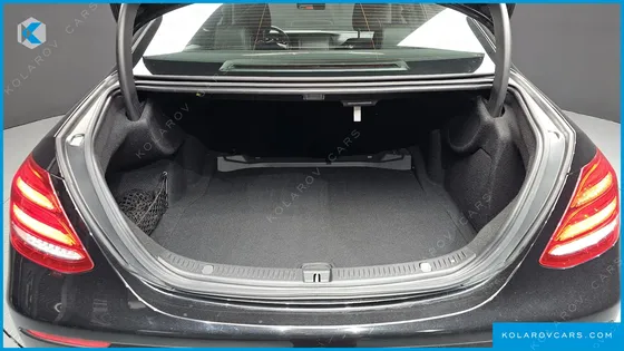 MERCEDES E-CLASS E220D 4MATIC AVANTGARDE