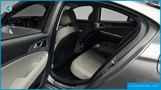 GENESIS G70 2.0T AWD