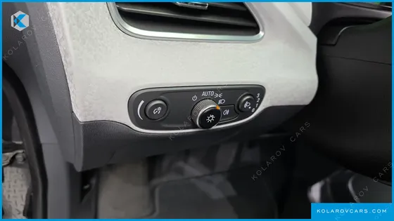 CHEVROLET (GM DAEWOO) BOLT EV EV LT DLX