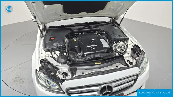 MERCEDES E-CLASS E300 4MATIC AVNATGARDE