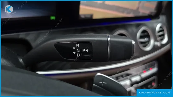 MERCEDES E-CLASS E300 4MATIC AVNATGARDE
