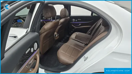 MERCEDES E-CLASS E300 4MATIC AVNATGARDE