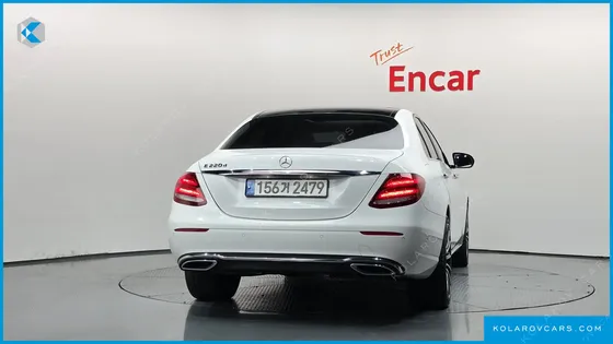 MERCEDES E-CLASS E220D AVANTGARDE