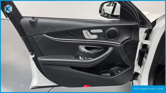 MERCEDES E-CLASS E220D AVANTGARDE