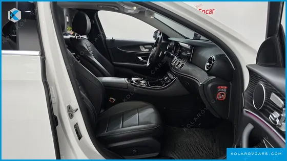 MERCEDES E-CLASS E220D AVANTGARDE