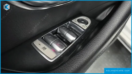 MERCEDES E-CLASS E220D AVANTGARDE