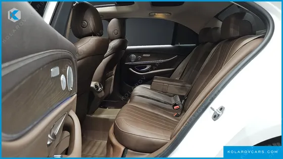 MERCEDES E-CLASS E300 4MATIC EXCLUSIVE