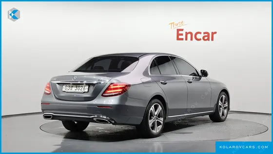 MERCEDES E-CLASS E300 4MATIC AVNATGARDE