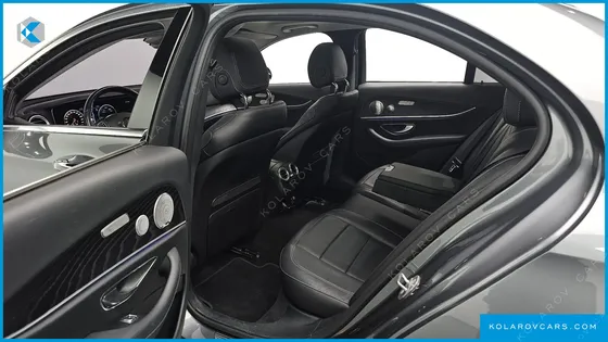 MERCEDES E-CLASS E300 4MATIC AVNATGARDE
