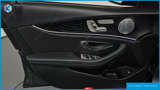 MERCEDES E-CLASS E300 4MATIC AVNATGARDE