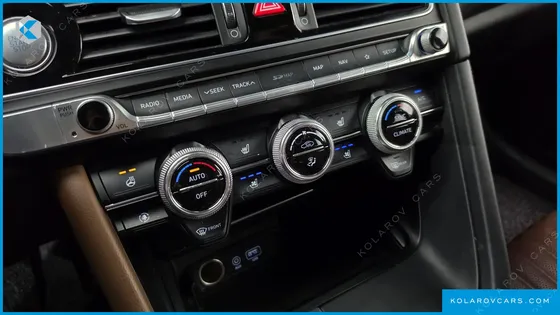 GENESIS G70 2.0T AWD