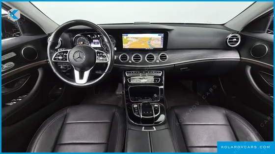 MERCEDES E-CLASS E220D AVANTGARDE