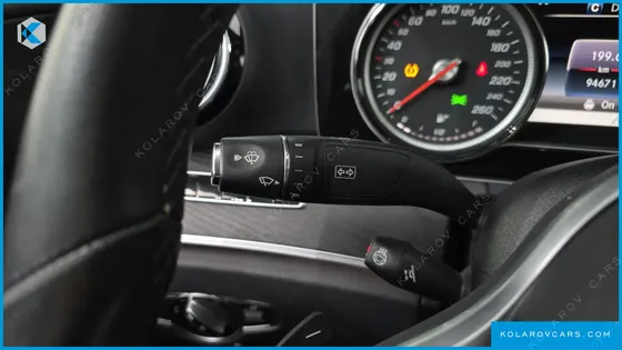 MERCEDES E-CLASS E220D AVANTGARDE