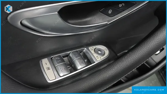 MERCEDES E-CLASS E220D AVANTGARDE