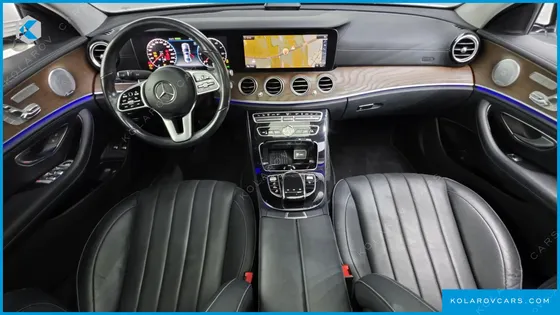 MERCEDES E-CLASS E300E EXCLUSIVE