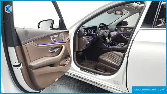 MERCEDES E-CLASS E300 4MATIC EXCLUSIVE